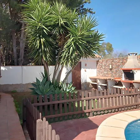 Encantador Con Piscina Privada Дом отдыха *